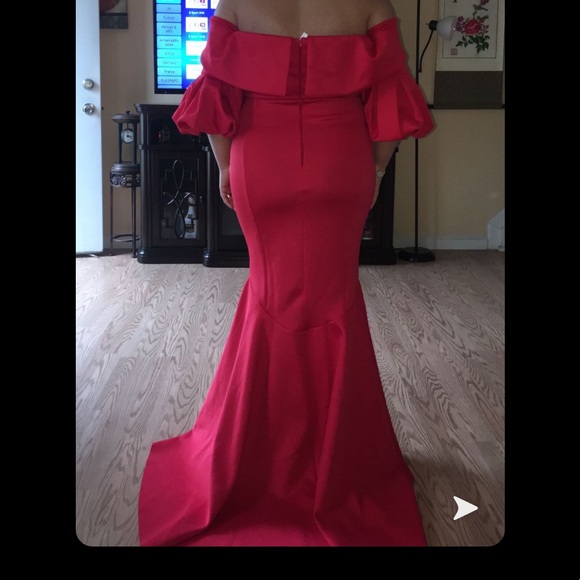 High low dress / evening gown - Picture 5 of 5